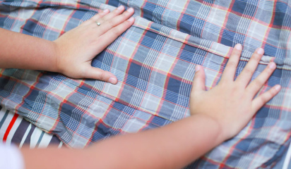 Как быстро избавится от заломов и помятостей ткани