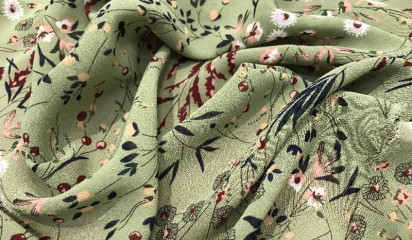 Шифон искусственный зеленый с цветочным принтом КШ-258