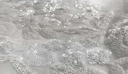 Сетка расшитая с пайетками белая С-342/1