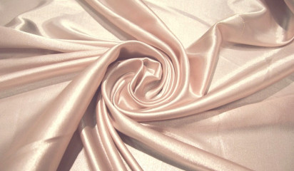 Атлас стрейч розовый  А - 011