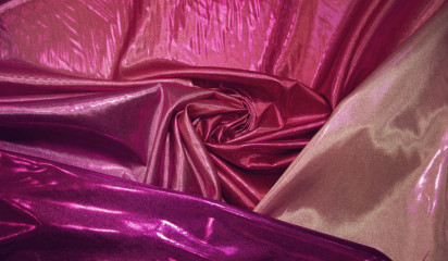 Атлас фуксия  с напылением  переходной  А - 102|12