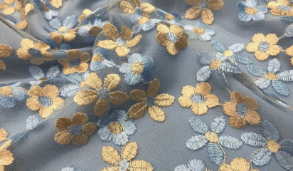 Сетка  расшитая "Цветы"  голубая С - 888