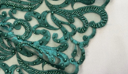 Кружево расшитое зеленое КР-64015