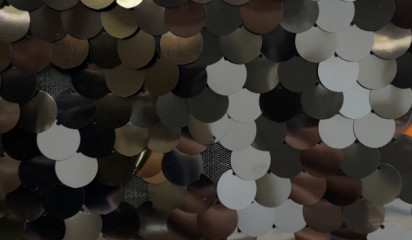 Сетка с крупными пайетками черная С-375