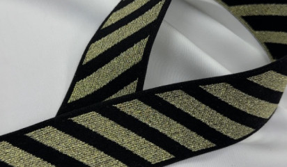 Тесьма эластичная в золотую полоску
