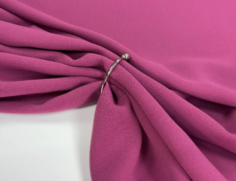 Костюмно-плательная ткань фуксия КМ-50104