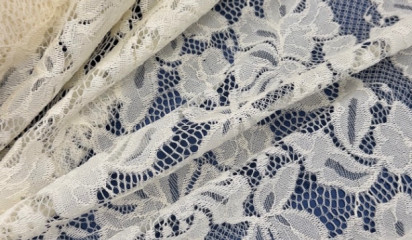 Гипюр стрейч молочный Г-14730