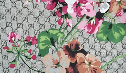 Атлас с цветочным принтом А-100