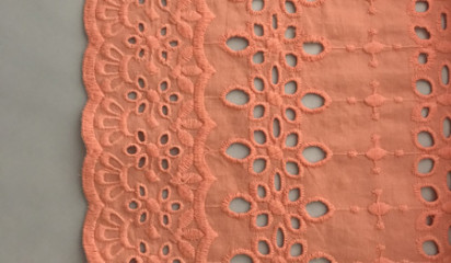 Хлопок-шитье коралловый с перфорацией ХБ-325