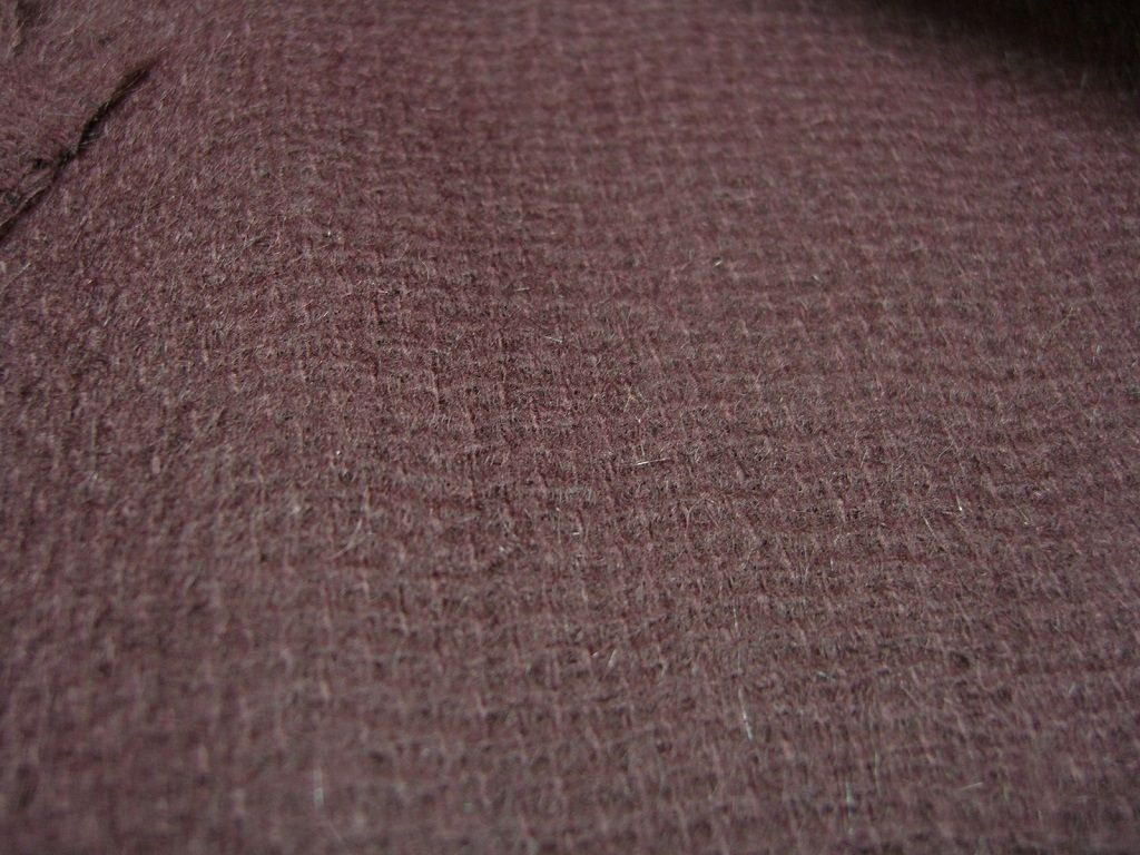 Костюмная ткань из шерсти